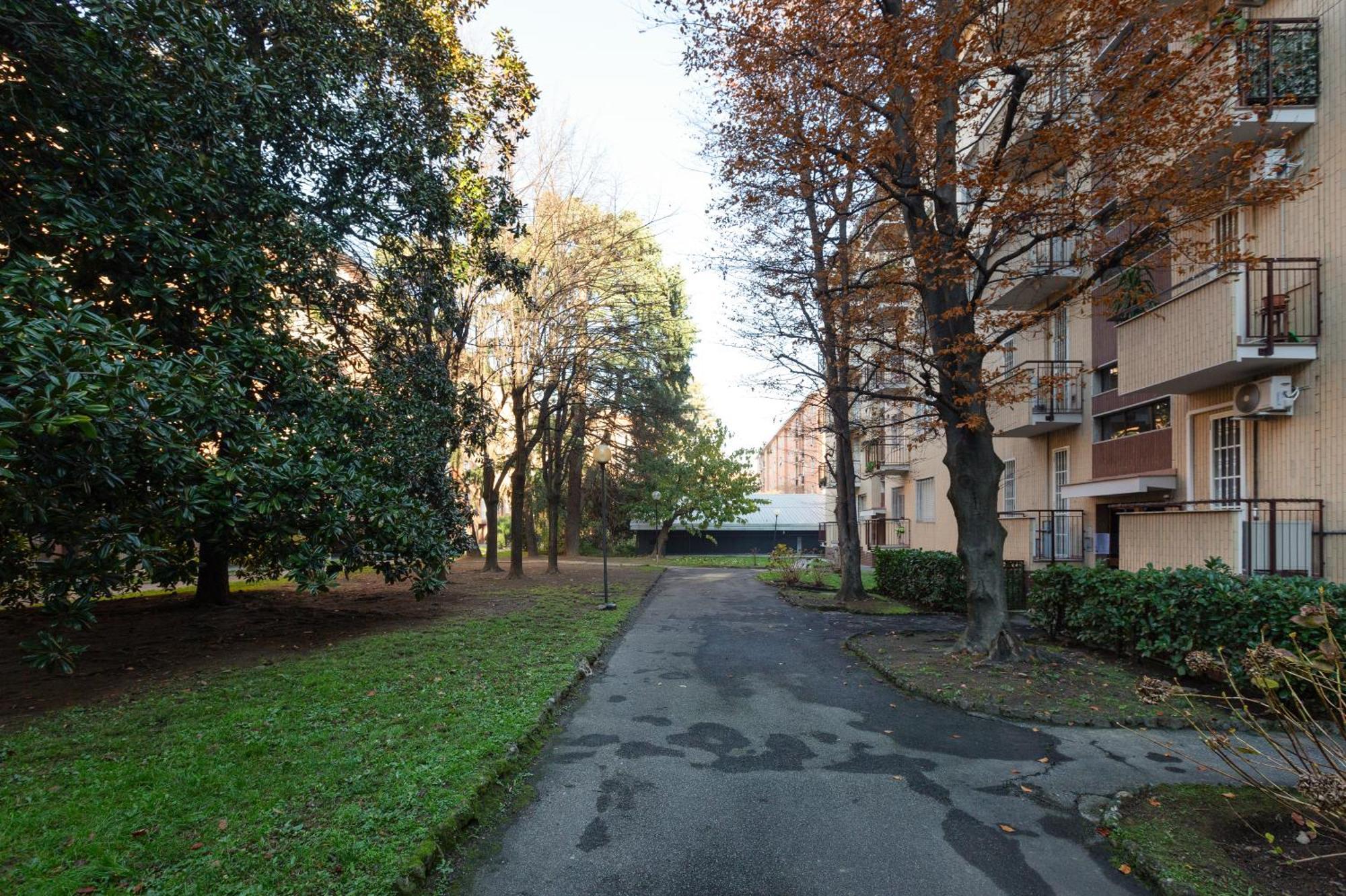 Milan-Linate Apartment With Balcony 外观 照片